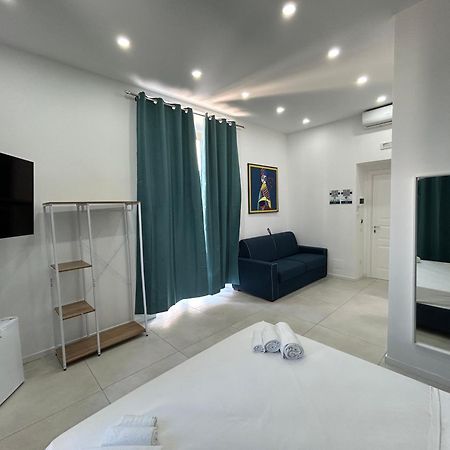 Enjoy Rooms 那不勒斯 外观 照片