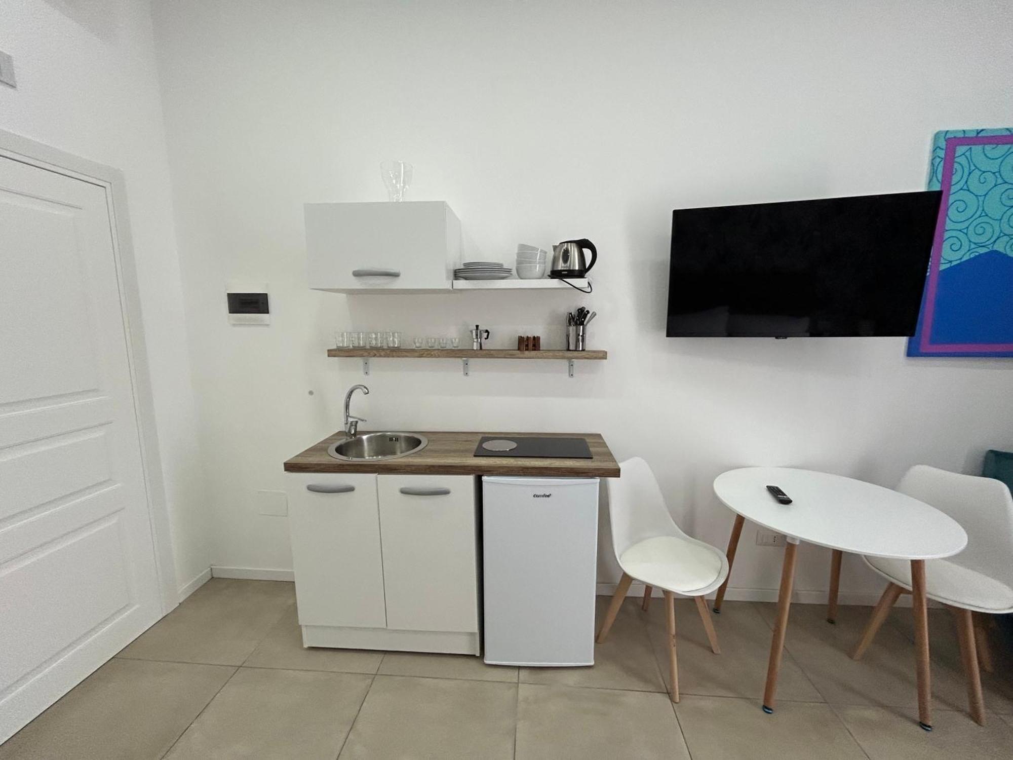 Enjoy Rooms 那不勒斯 外观 照片