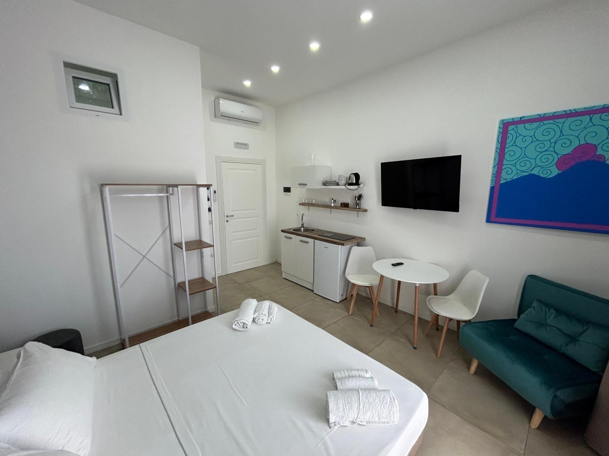 Enjoy Rooms 那不勒斯 外观 照片